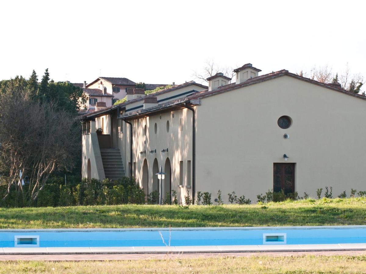 San Ruffino Apartments Lari Exteriér fotografie