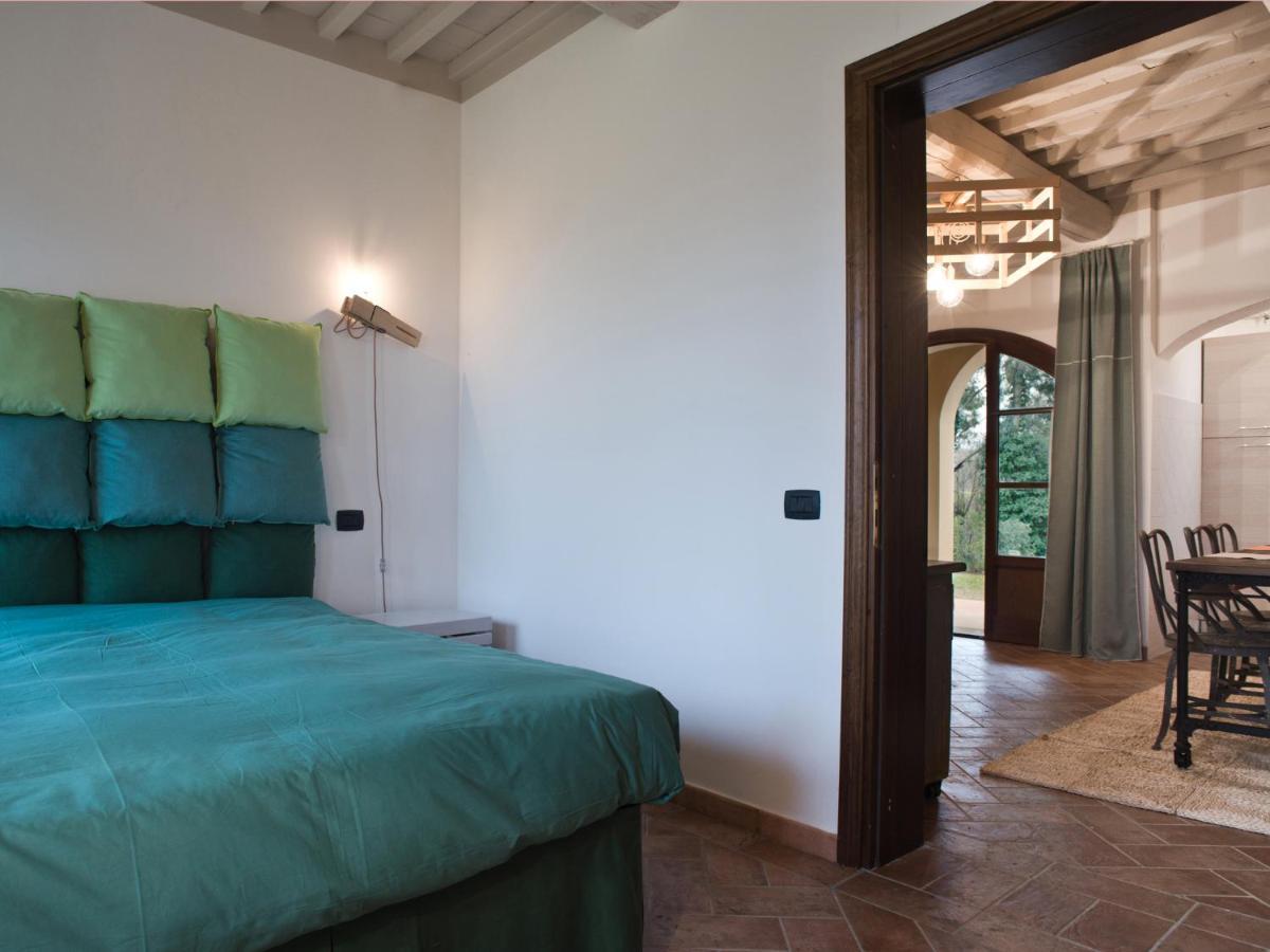 San Ruffino Apartments Lari Exteriér fotografie