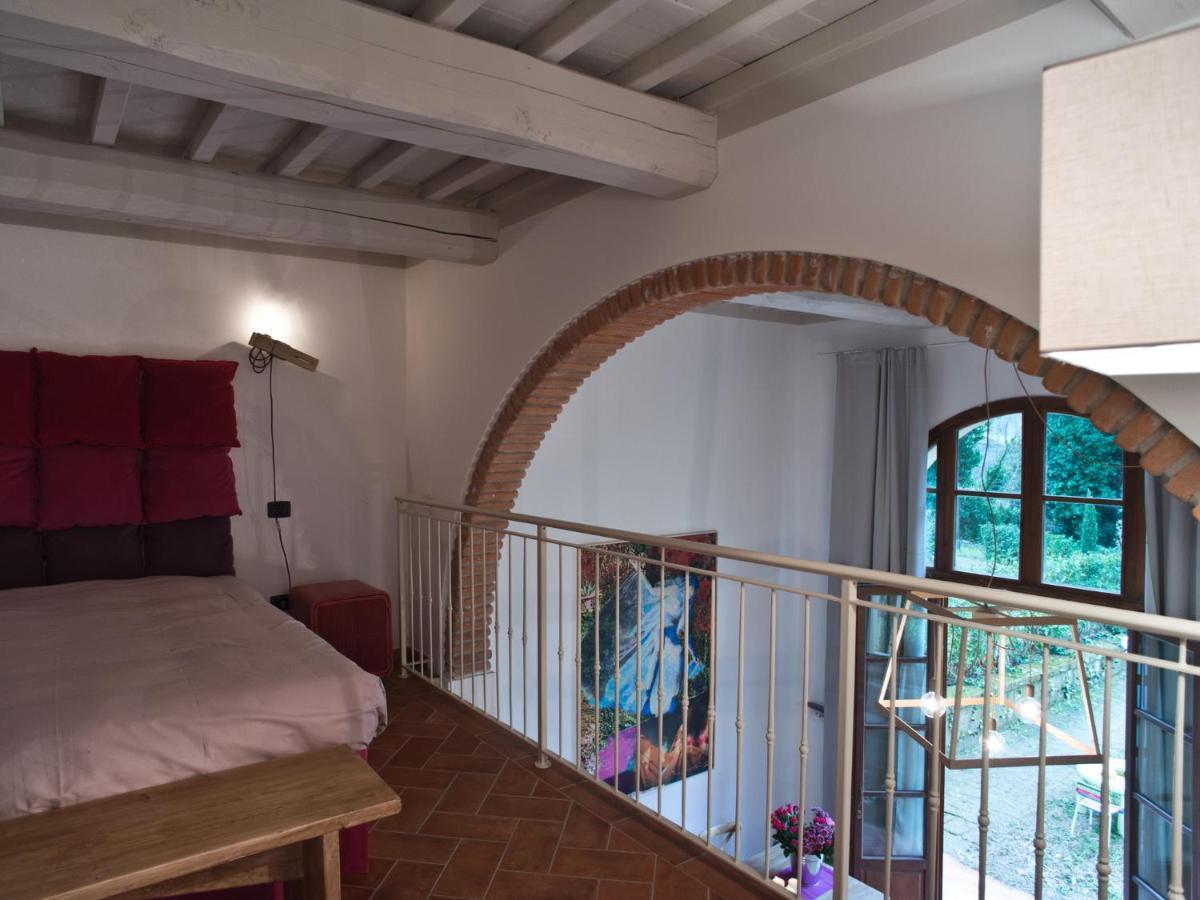 San Ruffino Apartments Lari Exteriér fotografie