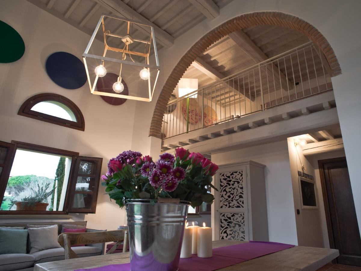 San Ruffino Apartments Lari Exteriér fotografie