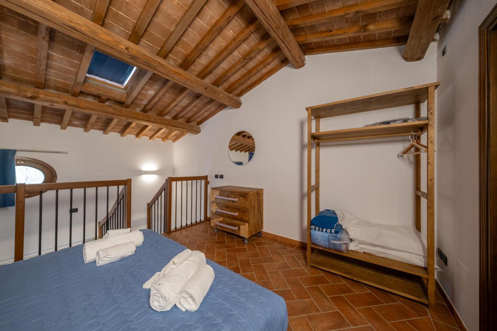 San Ruffino Apartments Lari Exteriér fotografie