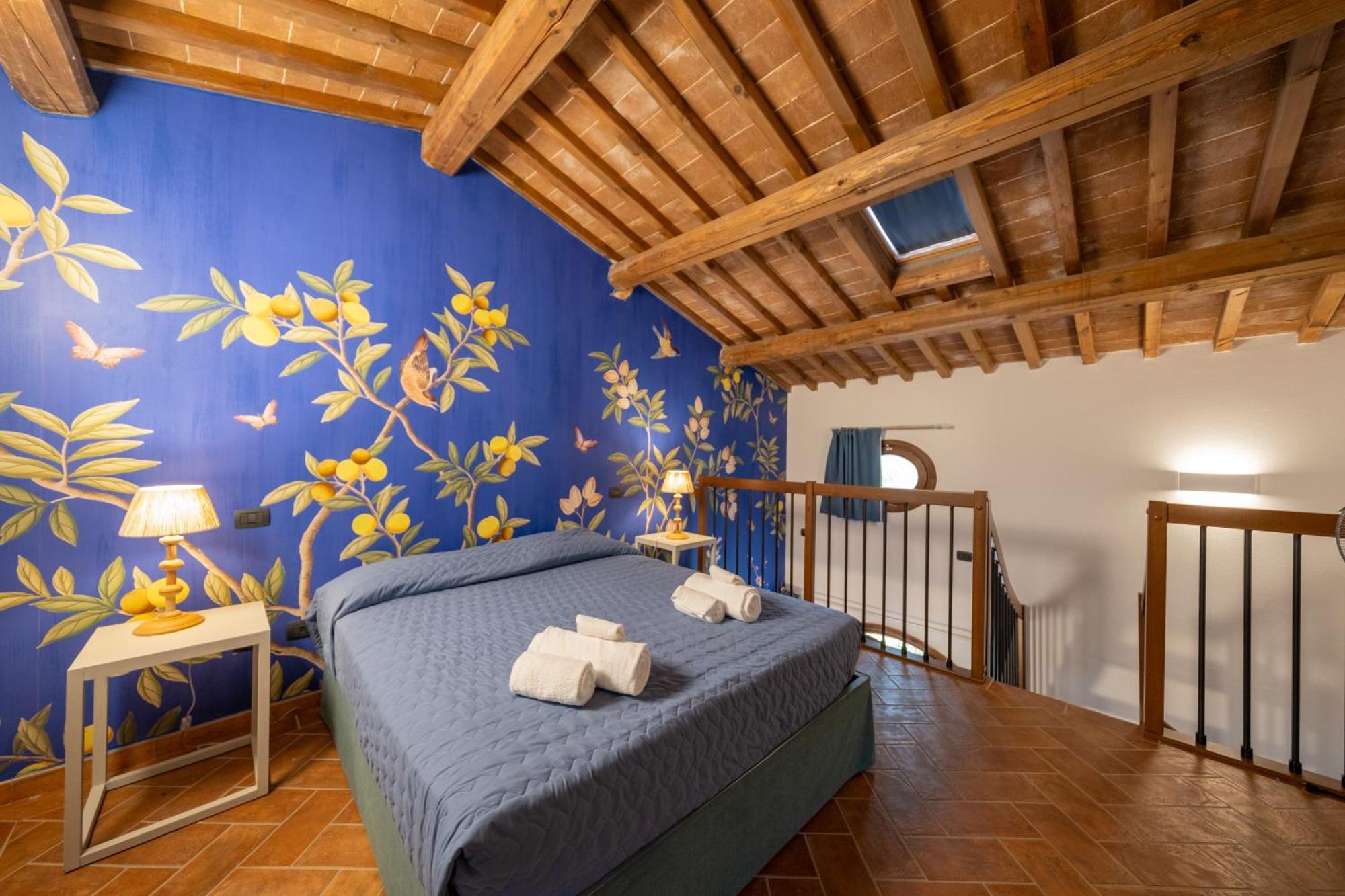 San Ruffino Apartments Lari Exteriér fotografie