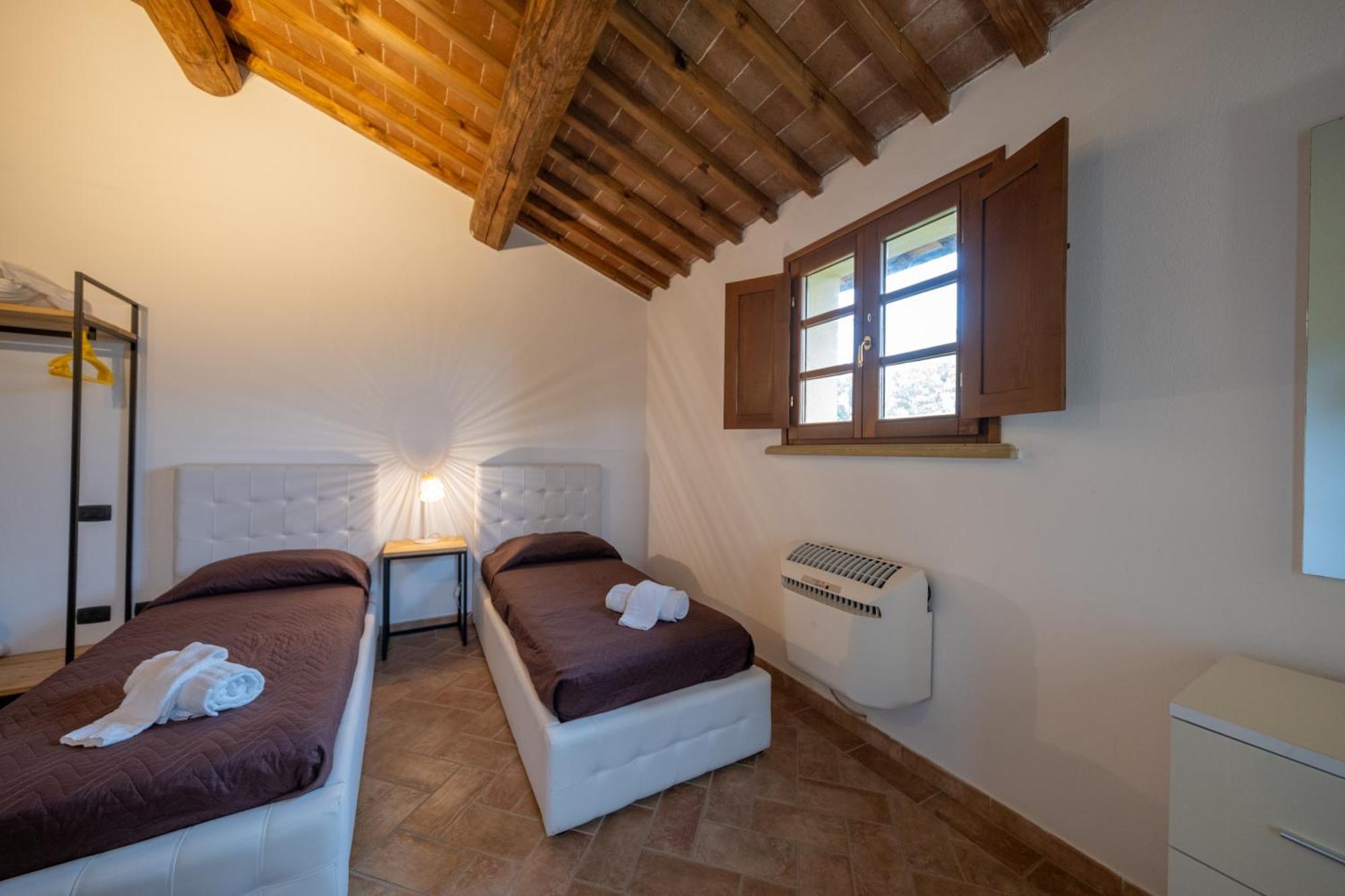 San Ruffino Apartments Lari Exteriér fotografie