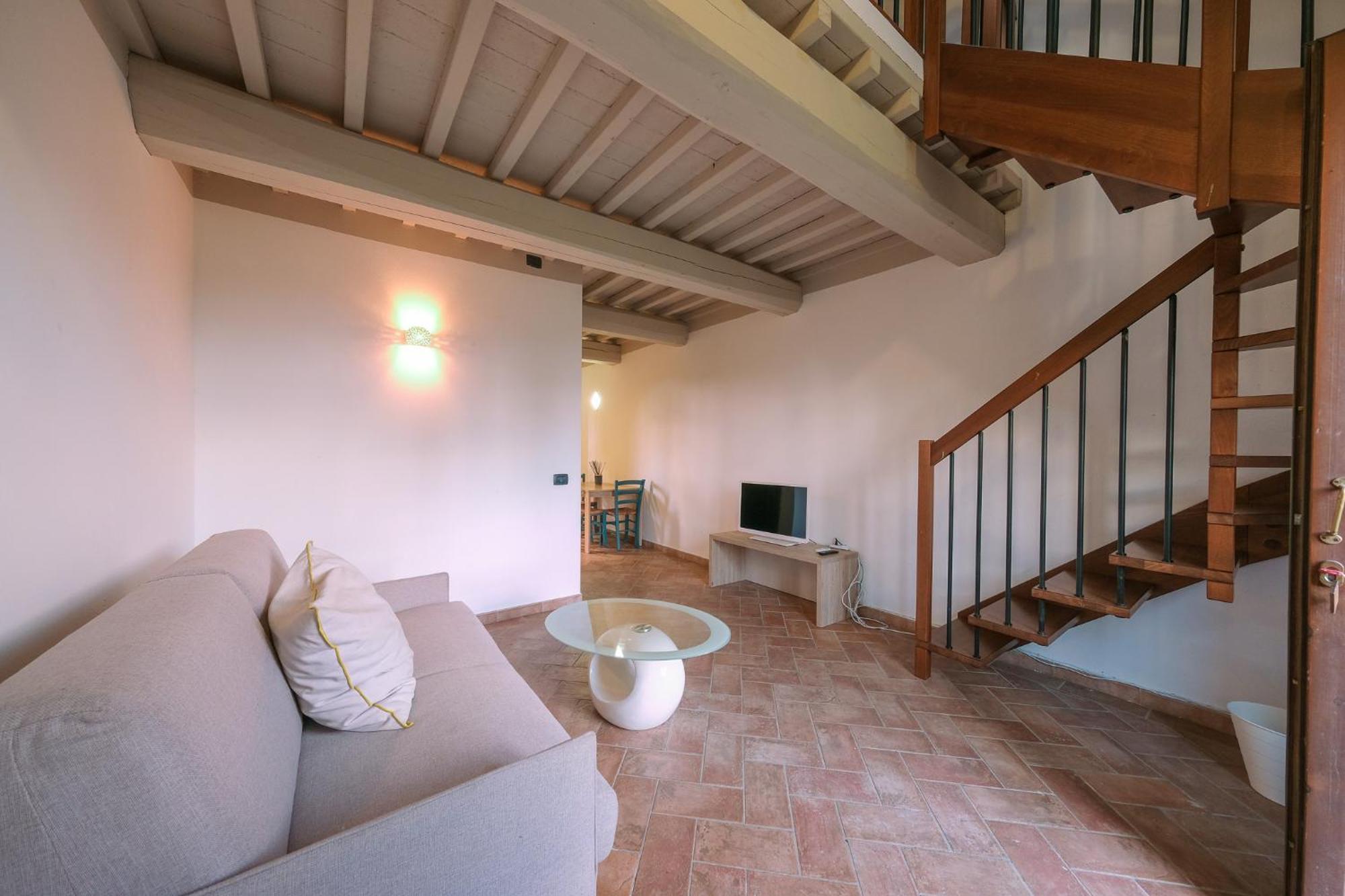 San Ruffino Apartments Lari Exteriér fotografie