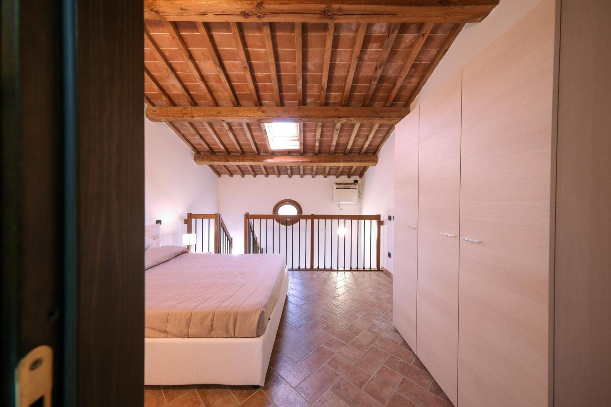 San Ruffino Apartments Lari Exteriér fotografie