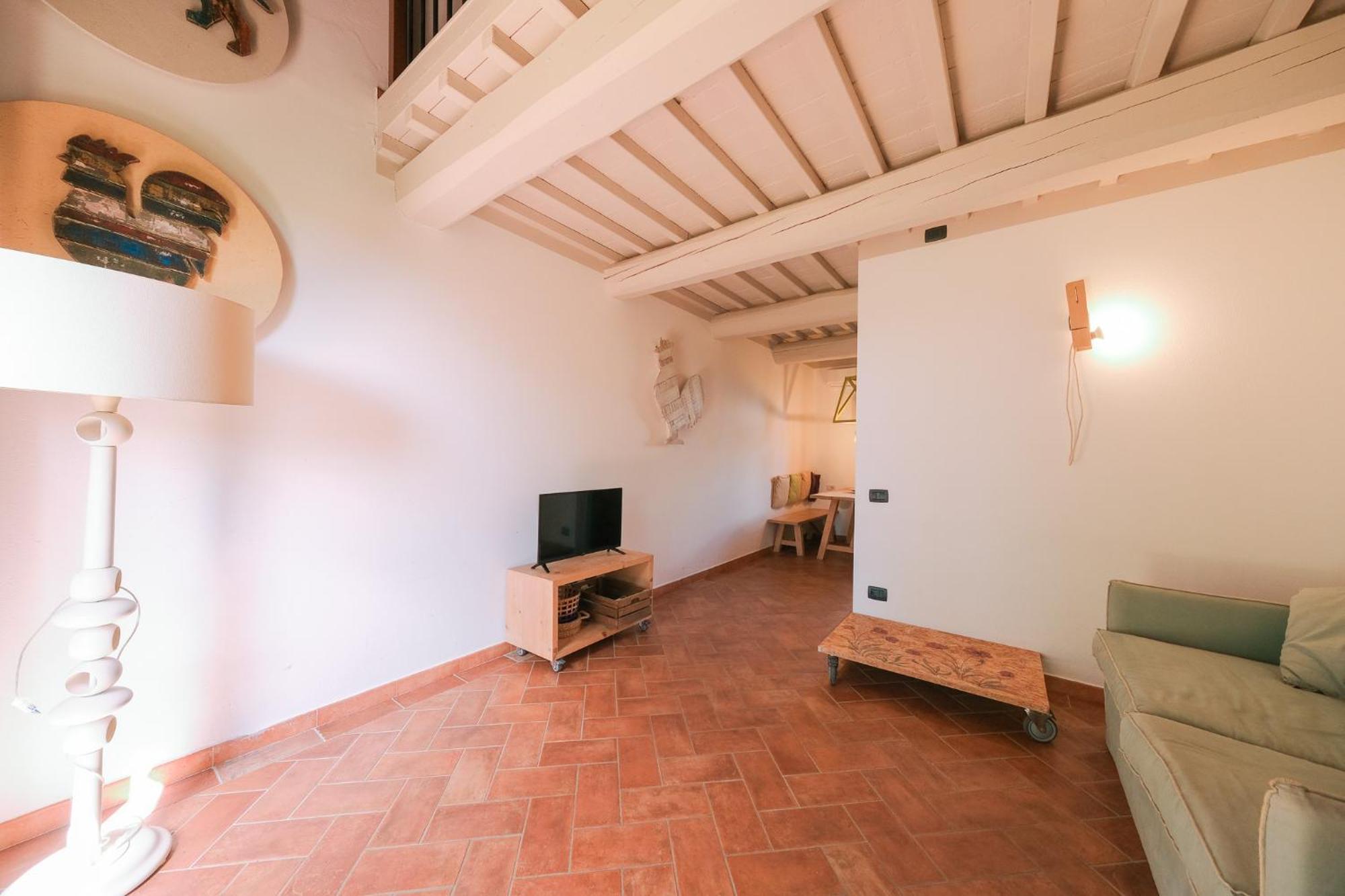 San Ruffino Apartments Lari Exteriér fotografie