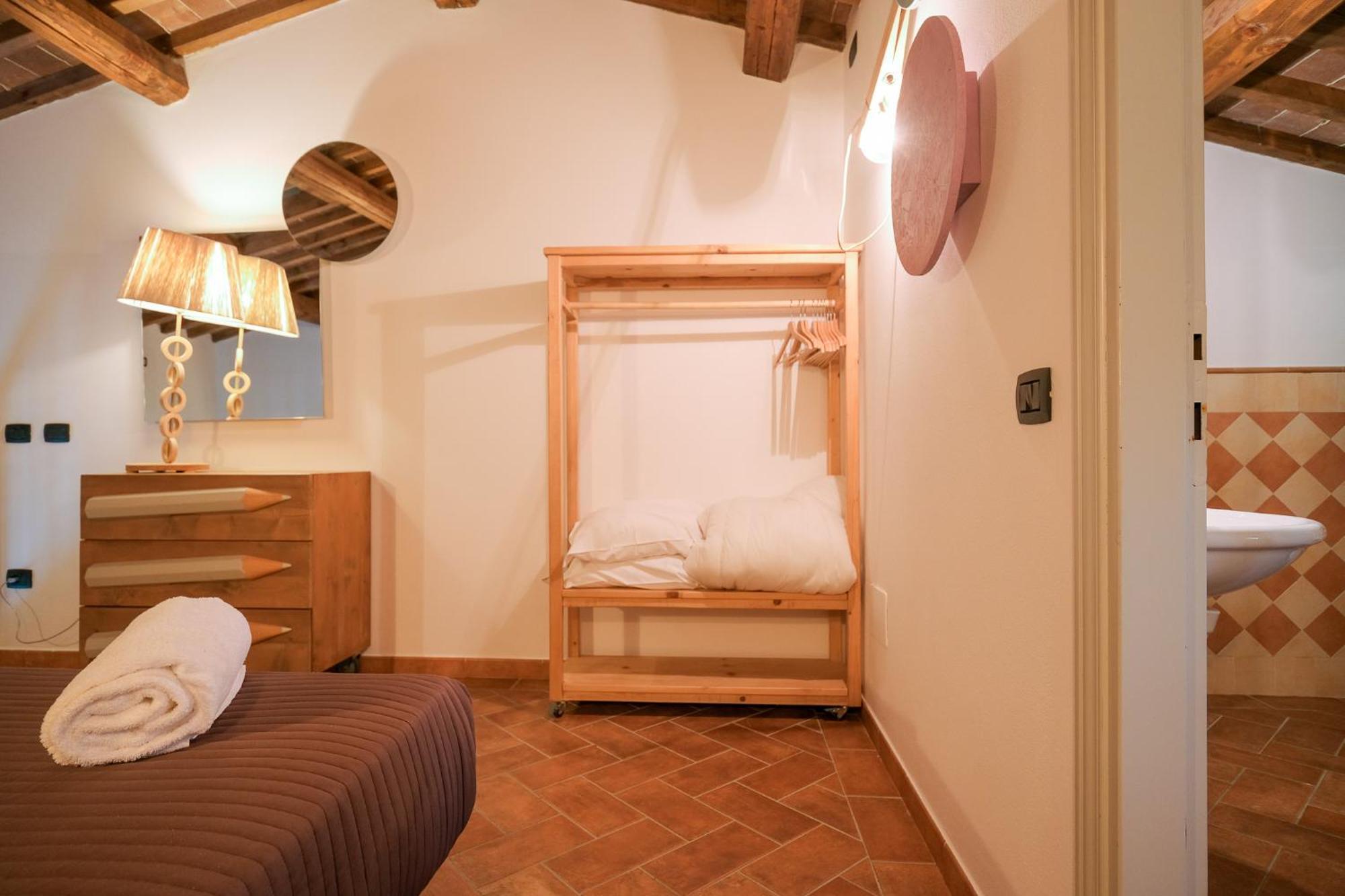 San Ruffino Apartments Lari Exteriér fotografie