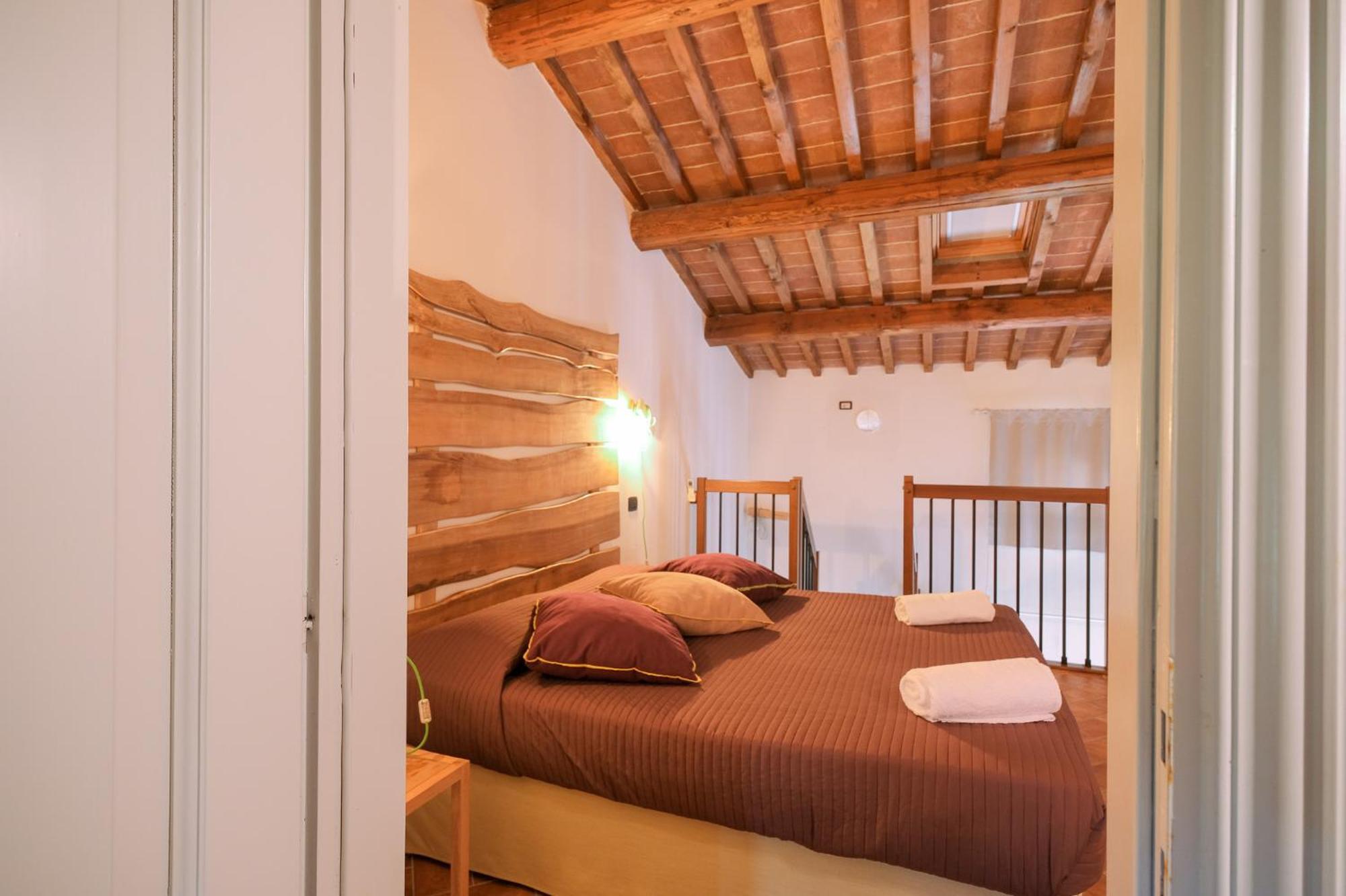 San Ruffino Apartments Lari Exteriér fotografie