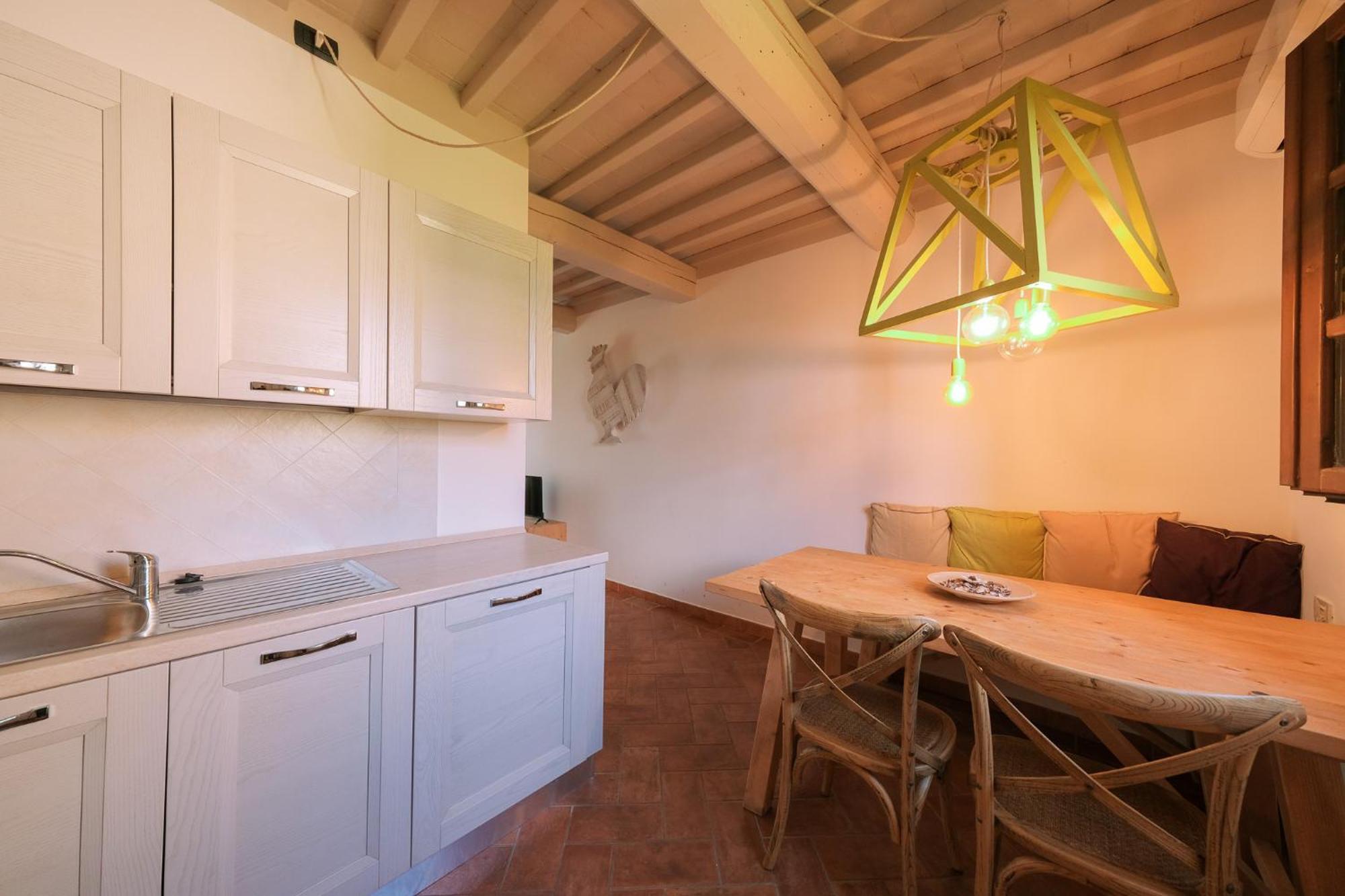 San Ruffino Apartments Lari Exteriér fotografie
